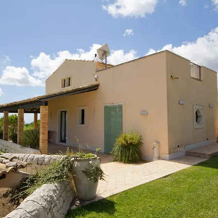 La Casetta Sicilian * Case Rosolia
